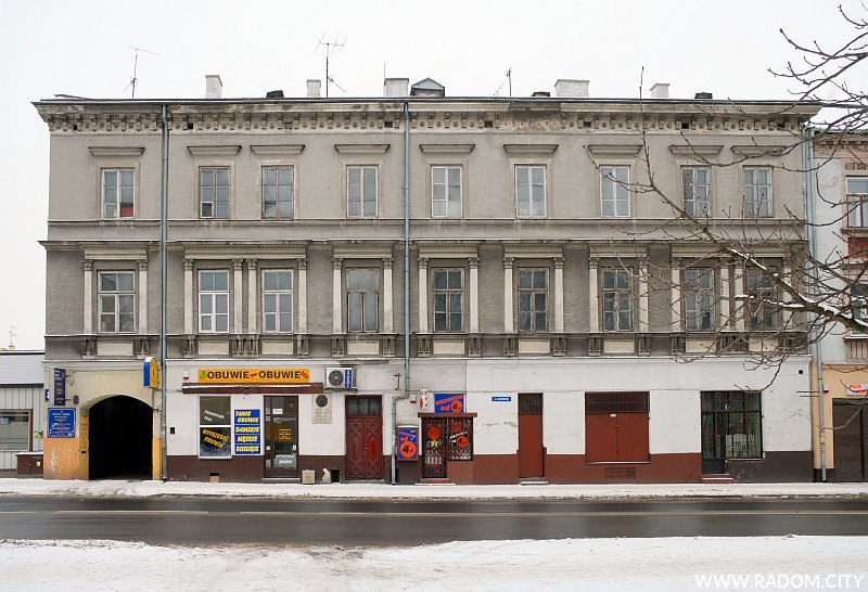 Radom. Budynek przy ul. Malczwskiego w którym mieszkał Jacek Malczewski.