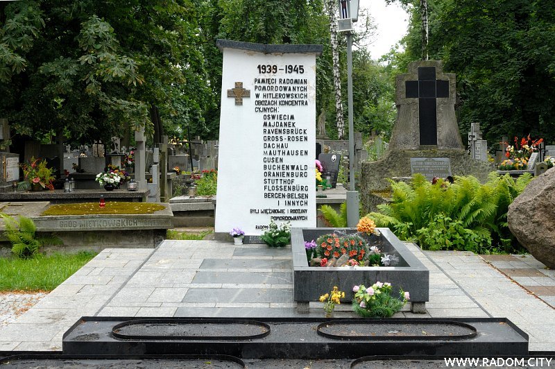 Radom. Pomnik Radomian Pomordowanych w Obozach Koncentracyjnych.