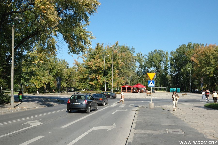 Radom. Widok z ul. Focha w stronę placu Jagiellońskiego.