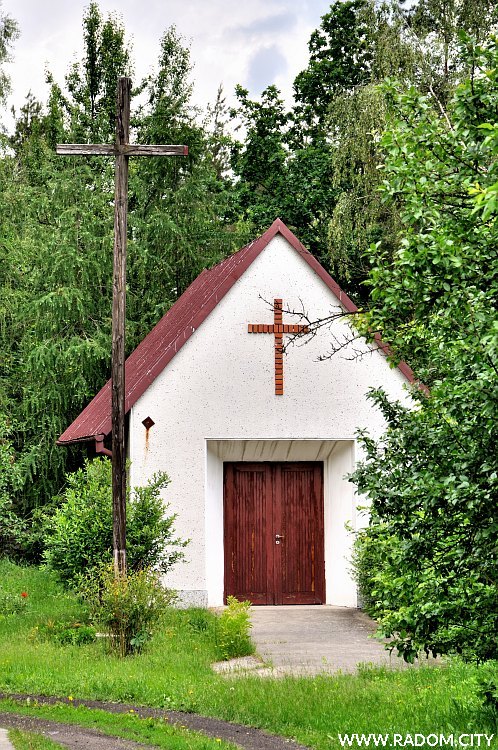 Radom. Krzyż - Starokrakowska/kościół.