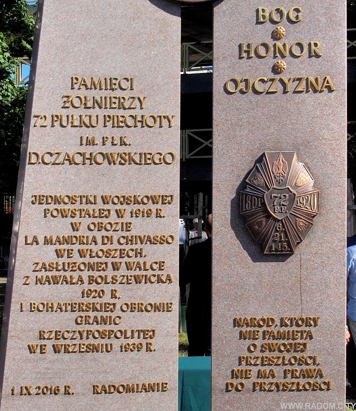 Radom. Pomnik 72 Pułku Piechoty - odsłonięcie.