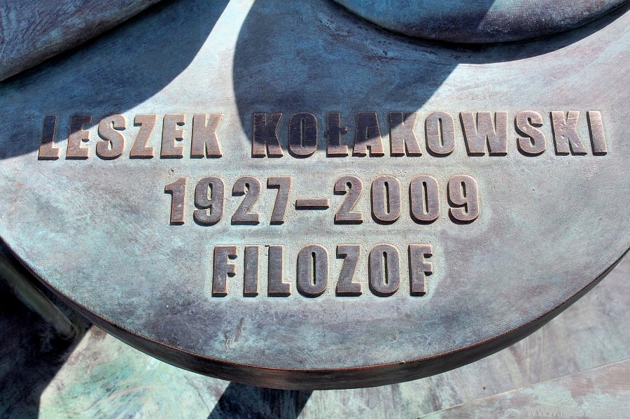 Radom. Pomnik profesora Leszka Kołakowskiego.