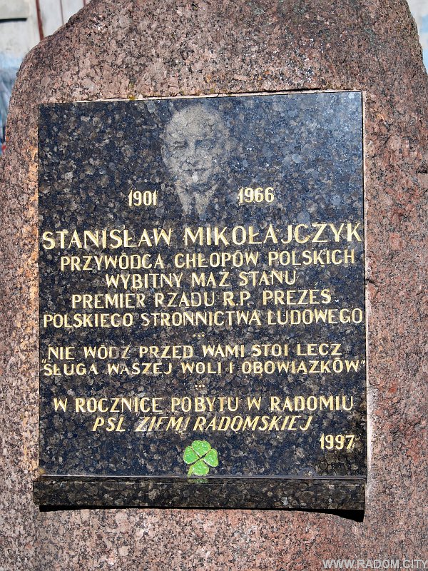 Radom. Pomnik Stanisława Mikołajczyka.