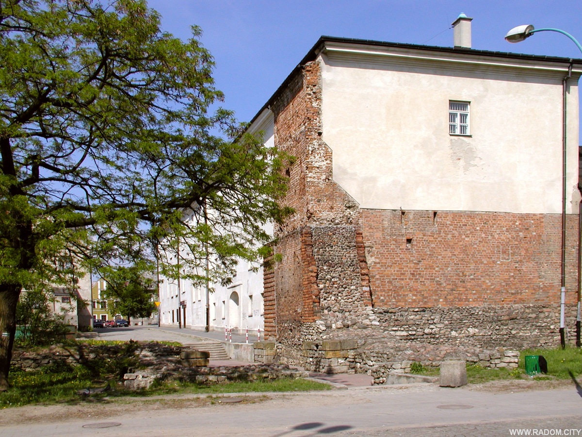 Radom. Brama krakowska.