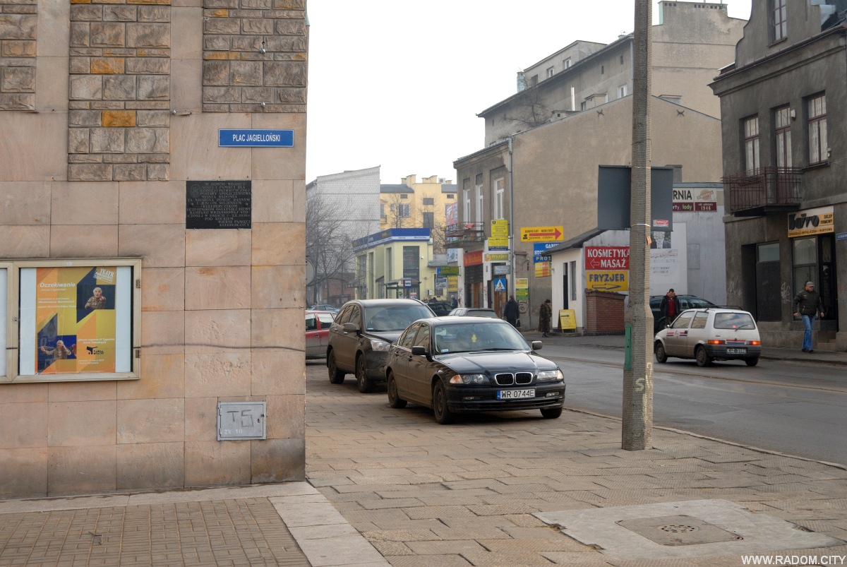 Radom. Tablica - Teatr im. Jana Kochanowskiego.