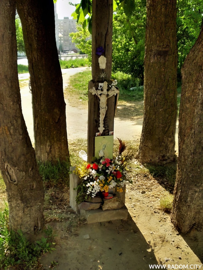 Radom. Krzyż - Staroopatowska/Placowa.
