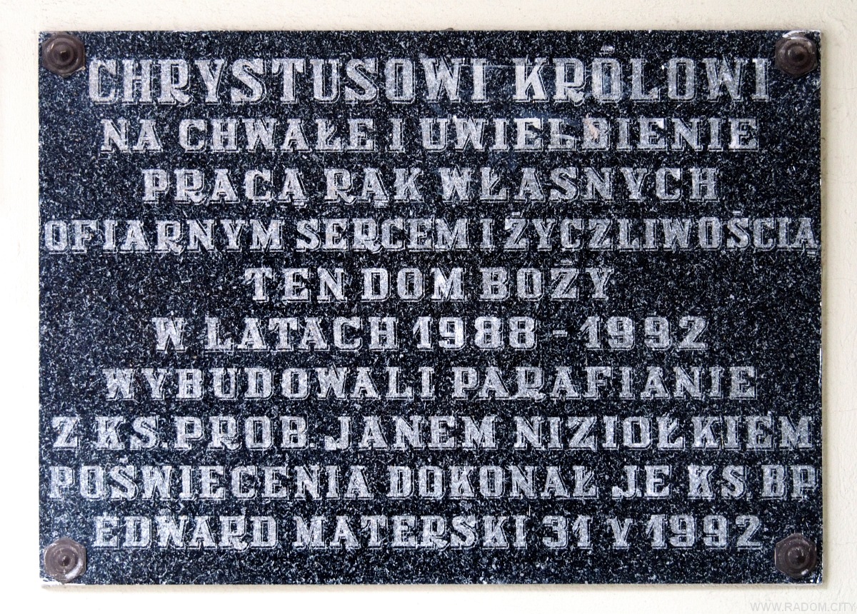 Radom. Tablice - kościół przy Orląt Lwowskich.