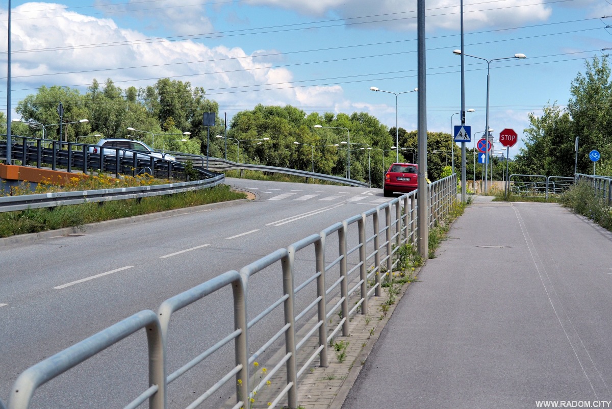 Radom. Ulica Żołnierzy Misji Pokojowych.