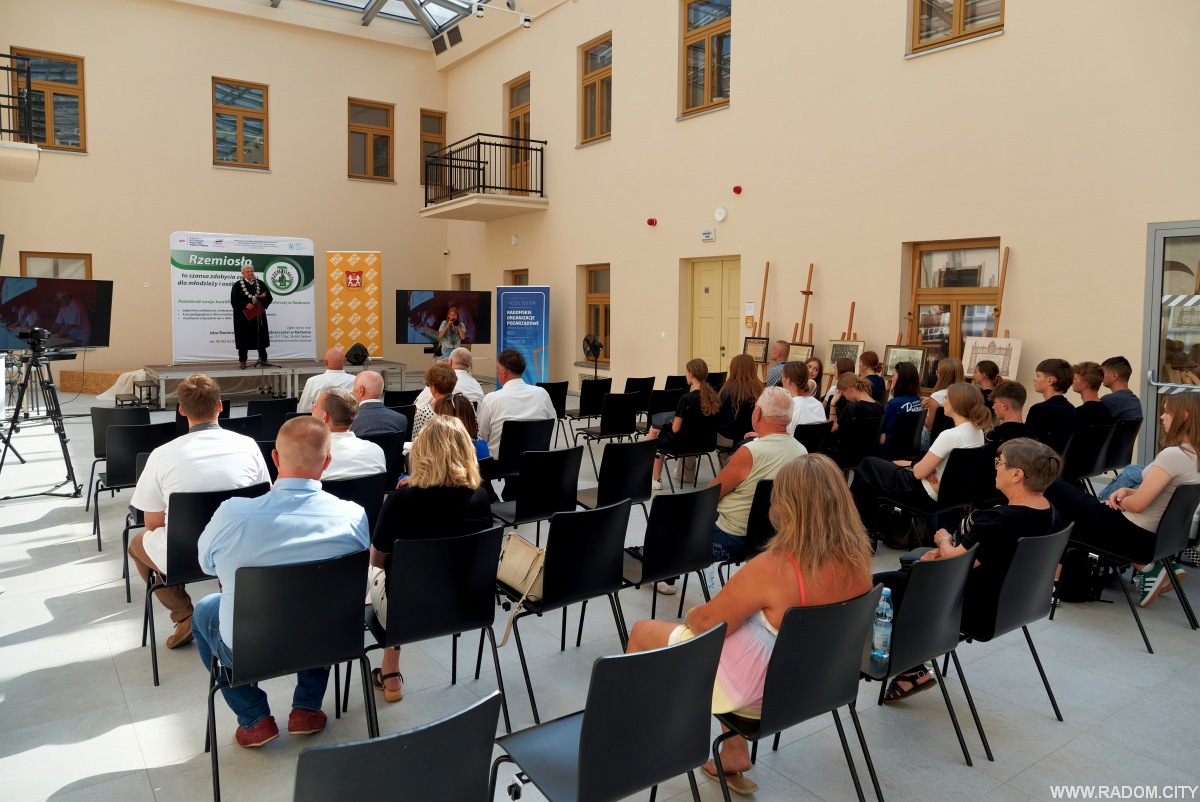 Radom. Święto Chleba - otwarcie wystawy.